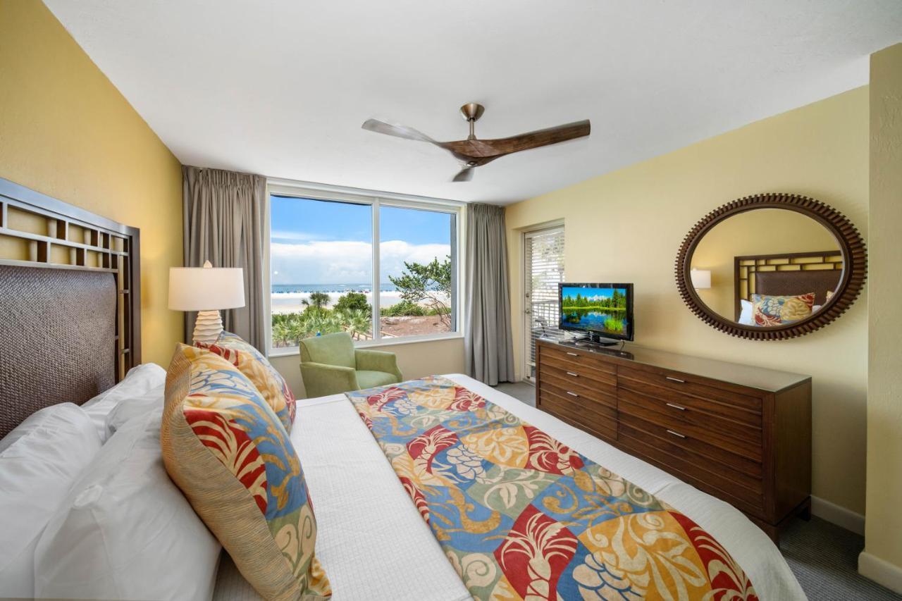 Gullwing Beach Front Resort Fort Myers Beach Exterior photo