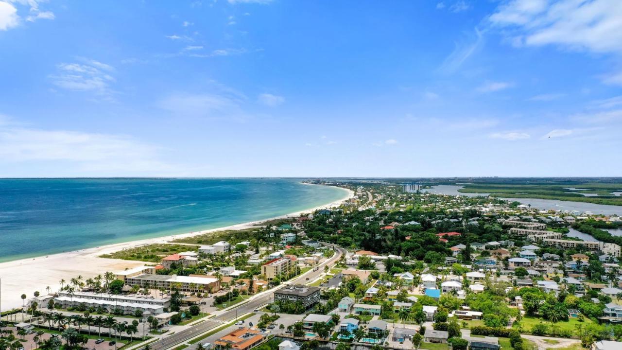 Gullwing Beach Front Resort Fort Myers Beach Exterior photo